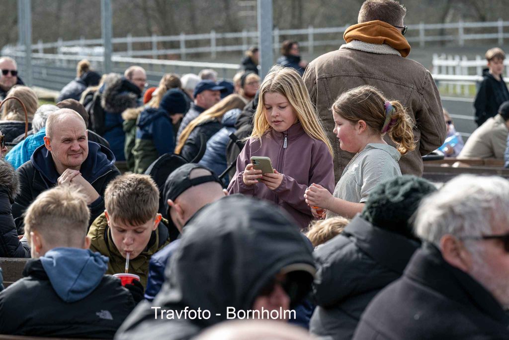 Fantastisk stemning på travbanen